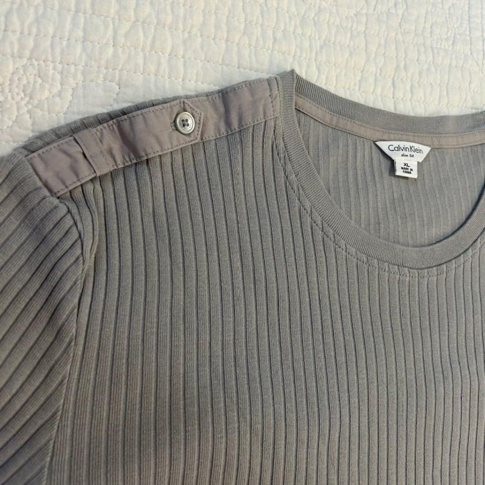 Slim fit XL Calvin Klein long sleeve knit shirt.